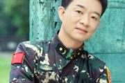 音乐钥匙-当兵的人+打靶归来》(红歌串烧)架子鼓|爵士鼓|鼓谱+动态视频
