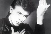 Heroes吉他谱 David Bowie 《Heroes》六线谱D调指法编配吉他谱