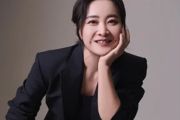 一切都来得及-贾玲（热辣滚烫蜕变曲钢琴谱 贾玲《一切都来得及-贾玲（热辣滚烫蜕变曲》五线谱|钢琴谱